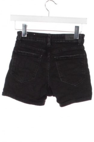 Dámske kraťasy  Pull&Bear, Veľkosť XXS, Farba Čierna, Cena  6,95 €