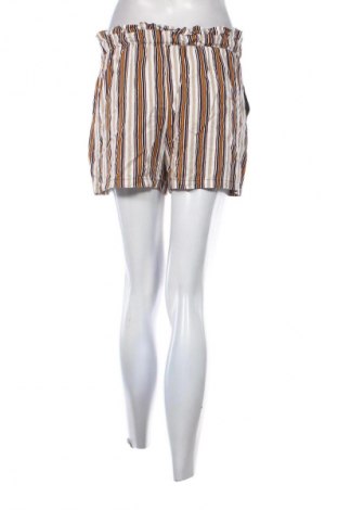 Damskie szorty Pull&Bear, Rozmiar S, Kolor Kolorowy, Cena 62,99 zł