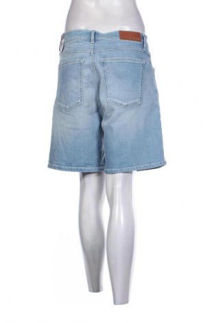 Pantaloni scurți de femei Replay, Mărime XL, Culoare Albastru, Preț 449,99 Lei