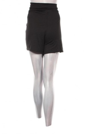 Damen Shorts SHEIN, Größe 3XL, Farbe Schwarz, Preis 9,99 €