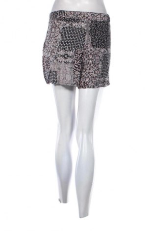 Dámské kraťasy  Takko Fashion, Velikost M, Barva Vícebarevné, Cena  309,00 Kč