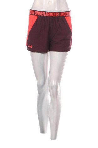 Dámské kraťasy  Under Armour, Velikost M, Barva Červená, Cena  549,00 Kč