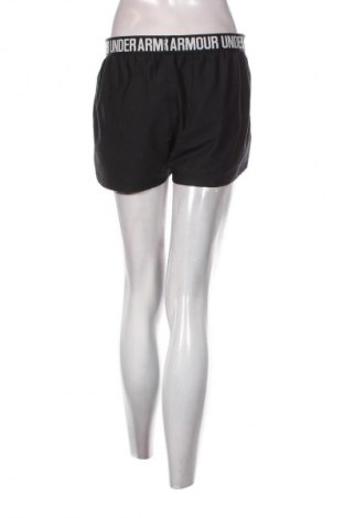 Γυναικείο κοντό παντελόνι Under Armour, Μέγεθος M, Χρώμα Μαύρο, Τιμή 21,99 €