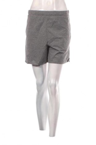 Pantaloni scurți de femei Uniqlo, Mărime M, Culoare Gri, Preț 67,99 Lei