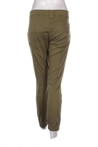 Damskie spodnie Bershka, Rozmiar S, Kolor Złocisty, Cena 50,99 zł