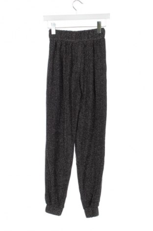 Damskie spodnie Bershka, Rozmiar XS, Kolor Szary, Cena 50,99 zł
