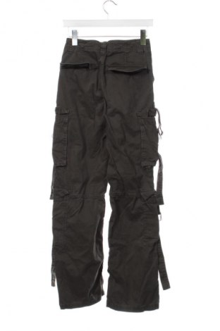 Dámské kalhoty  Bershka, Velikost XS, Barva Zelená, Cena  359,00 Kč