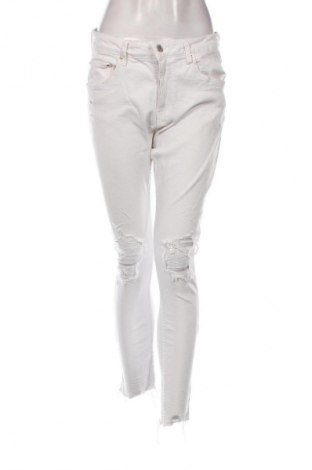 Damenhose Bershka, Größe L, Farbe Weiß, Preis 14,77 €
