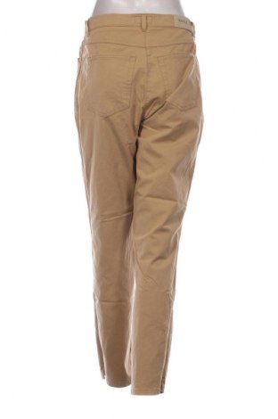 Damenhose Brax, Größe M, Farbe Beige, Preis 31,68 €