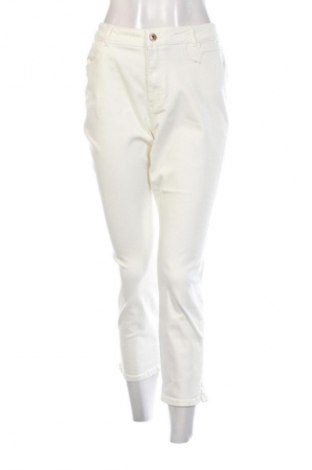 Pantaloni de femei Christian Berg, Mărime XL, Culoare Alb, Preț 261,99 Lei