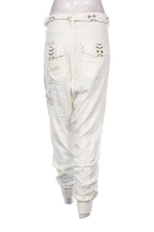 Pantaloni de femei Desigual, Mărime M, Culoare Alb, Preț 368,00 Lei