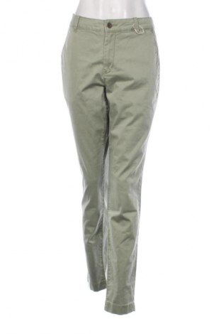 Дамски панталон Esprit, Размер XL, Цвят Зелен, Цена 93,99 лв.