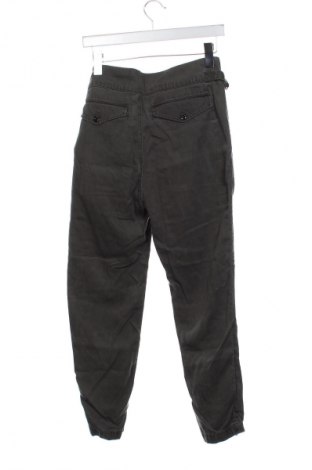 Дамски панталон G-Star Raw, Размер XS, Цвят Зелен, Цена 47,99 лв.