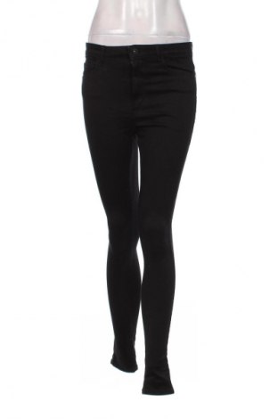 Damskie spodnie ONLY, Rozmiar M, Kolor Czarny, Cena 88,99 zł