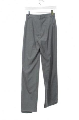 Pantaloni de femei Pull&Bear, Mărime XS, Culoare Gri, Preț 77,17 Lei