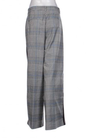Damenhose S.Oliver, Größe XXL, Farbe Mehrfarbig, Preis 20,99 €