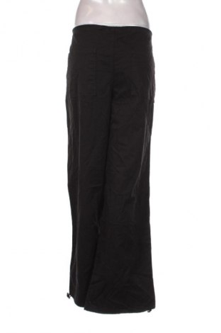 Damenhose Stradivarius, Größe XL, Farbe Schwarz, Preis € 32,99