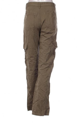 Damenhose Stradivarius, Größe M, Farbe Grün, Preis € 20,99