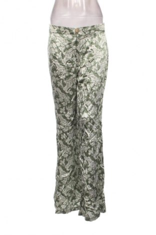 Damenhose Stradivarius, Größe M, Farbe Mehrfarbig, Preis 20,99 €
