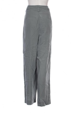 Pantaloni de femei Vince, Mărime M, Culoare Gri, Preț 1.084,99 Lei