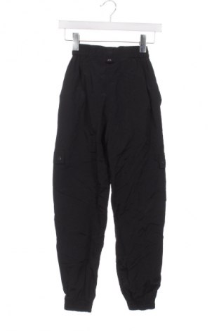 Dámské tepláky Bershka, Velikost XXS, Barva Černá, Cena  199,00 Kč