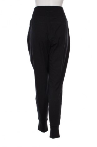 Damskie spodnie sportowe Esprit, Rozmiar XL, Kolor Czarny, Cena 252,99 zł