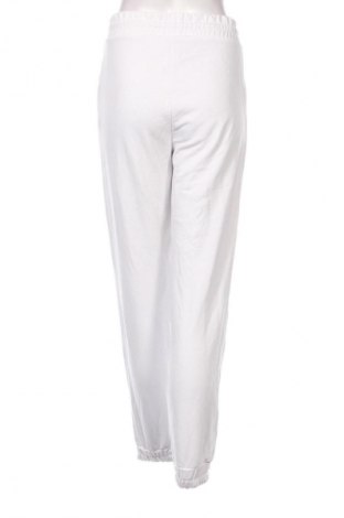 Damen Sporthose Stradivarius, Größe M, Farbe Weiß, Preis 20,99 €