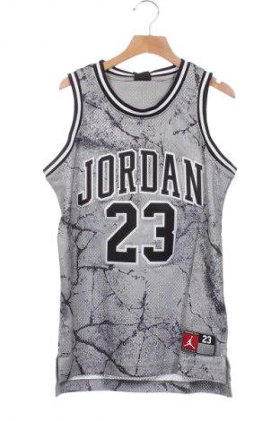 Детска тениска Air Jordan Nike, Размер 8-9y/ 134-140 см, Цвят Многоцветен, Цена 58,99 лв.