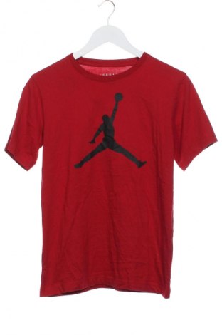 Детска тениска Air Jordan Nike, Размер 15-18y/ 170-176 см, Цвят Червен, Цена 42,14 лв.