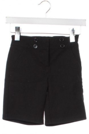 Παιδικό κοντό παντελόνι Marks & Spencer, Μέγεθος 5-6y/ 116-122 εκ., Χρώμα Μαύρο, Τιμή 3,99 €