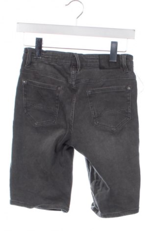 Dětské krátké kalhoty  Rebel, Velikost 11-12y/ 152-158 cm, Barva Šedá, Cena  229,00 Kč