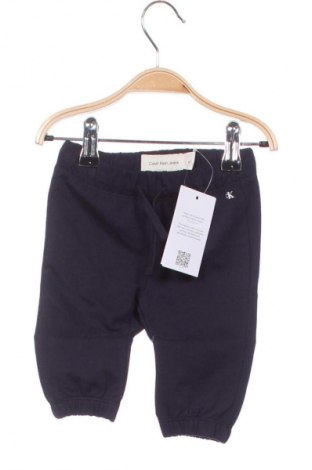 Kinderhose Calvin Klein Jeans, Größe 2-3m/ 56-62 cm, Farbe Blau, Preis € 75,99