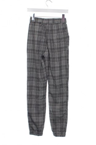 Kinderhose H&M, Größe 14-15y/ 168-170 cm, Farbe Mehrfarbig, Preis € 6,99