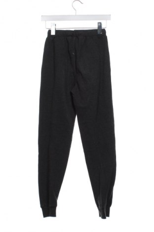 Kinder Sporthose LC Waikiki, Größe 11-12y/ 152-158 cm, Farbe Grau, Preis € 9,72