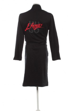 Халат Hugo Boss, Размер M, Цвят Черен, Цена 192,99 лв.