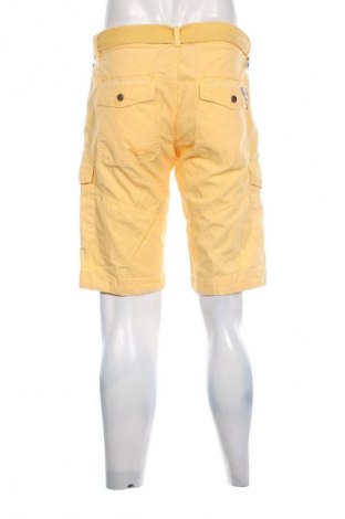 Herren Shorts Geographical Norway, Größe M, Farbe Gelb, Preis 67,45 €
