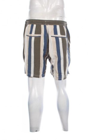 Pantaloni scurți de bărbați Rebel, Mărime XL, Culoare Multicolor, Preț 107,99 Lei