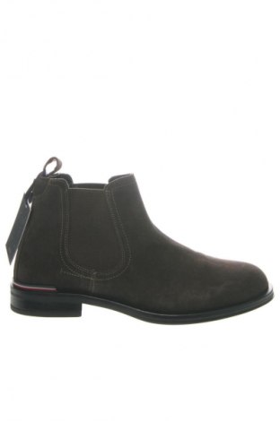 Férfi cipők
 Tommy Hilfiger, Méret 43, Szín Zöld, Ár 41 009 Ft