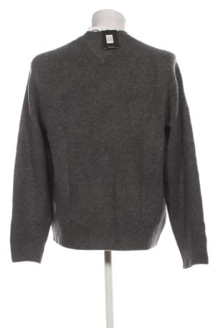Pulover de bărbați Tommy Jeans, Mărime M, Culoare Gri, Preț 589,99 Lei