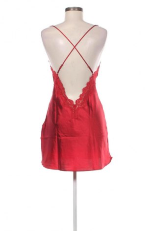 Piżama
 Hunkemoller, Rozmiar M, Kolor Czerwony, Cena 252,99 zł