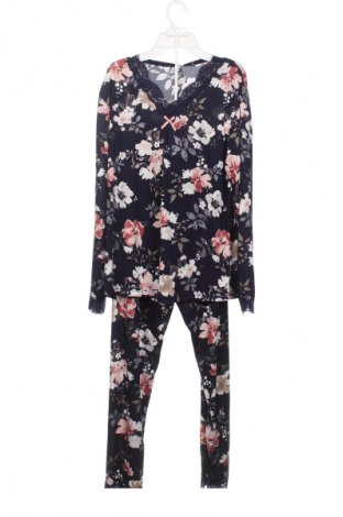 Piżama
 Unbranded, Rozmiar M, Kolor Kolorowy, Cena 121,99 zł