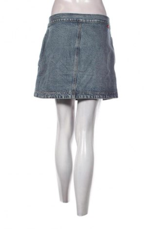 Пола Levi's, Размер L, Цвят Син, Цена 127,99 лв.