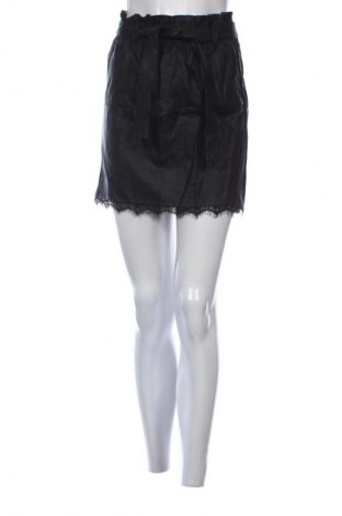 Φούστα NEW COLLECTION, Μέγεθος S, Χρώμα Μαύρο, Τιμή 14,99 €