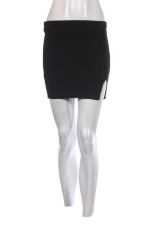 Fustă Pretty Little Thing, Mărime S, Culoare Alb, Preț 64,99 Lei