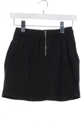Spódnica Stradivarius, Rozmiar XXS, Kolor Czarny, Cena 44,00 zł