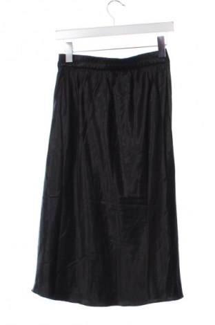 Sukně Vero Moda, Velikost XS, Barva Černá, Cena  439,00 Kč