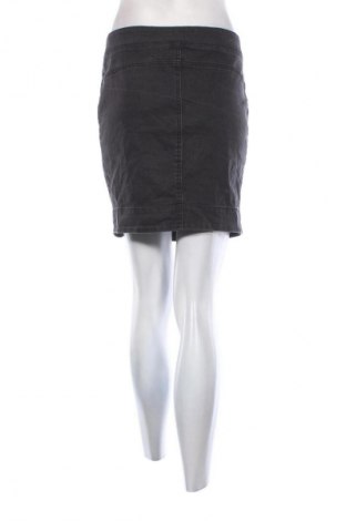 Fustă Vero Moda, Mărime S, Culoare Negru, Preț 91,99 Lei