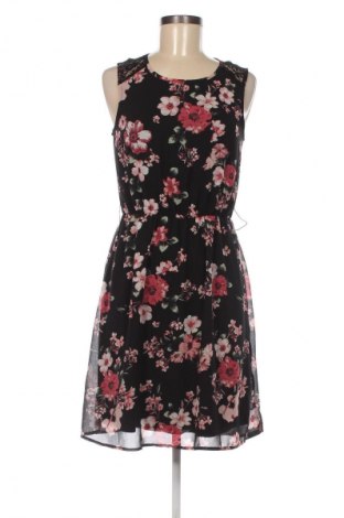 Kleid About You, Größe S, Farbe Mehrfarbig, Preis 13,81 €