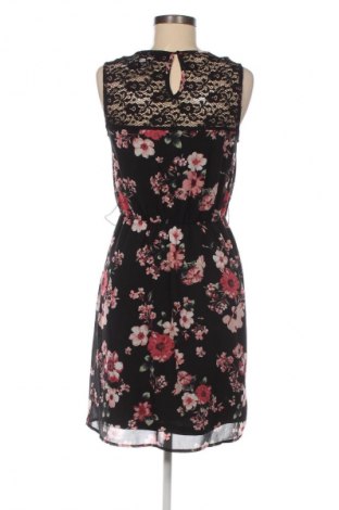 Kleid About You, Größe S, Farbe Mehrfarbig, Preis 13,81 €