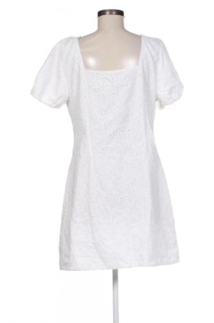 Kleid Amisu, Größe L, Farbe Weiß, Preis € 14,83